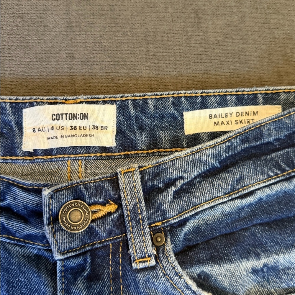 Cotton On “ Bailey denim maxi skirt” medium blue -slit- coastal-Women size 4 - Picture 6 of 8